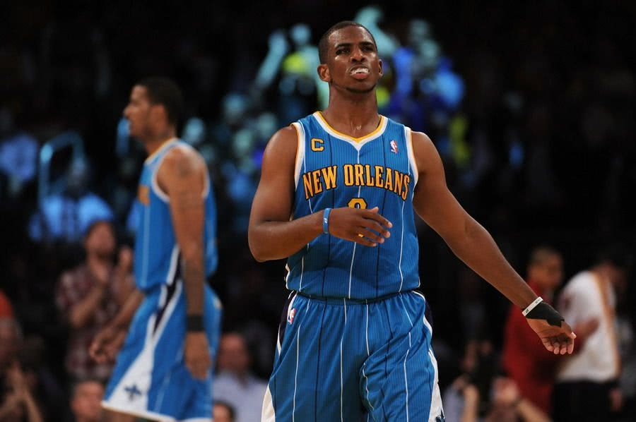  黄蜂三球接受左腕手术根治  